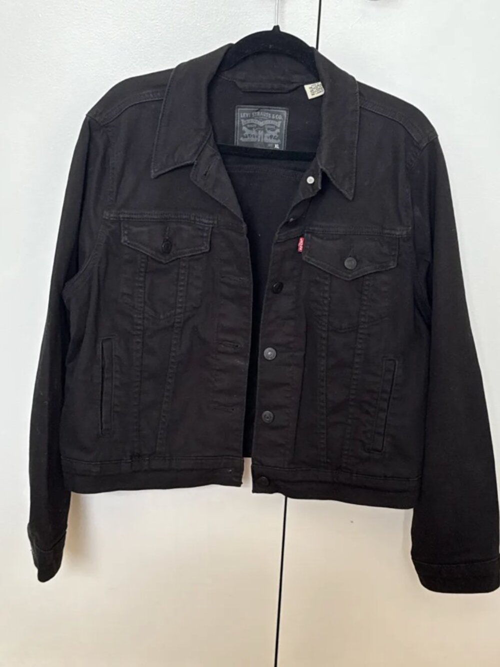 Levi's Classic Black Denim Trucker Jacket Women's XL